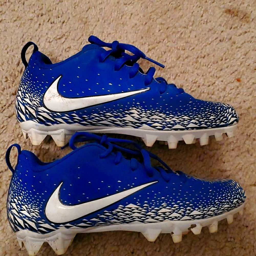 Boys NIKE Vapor football cleats